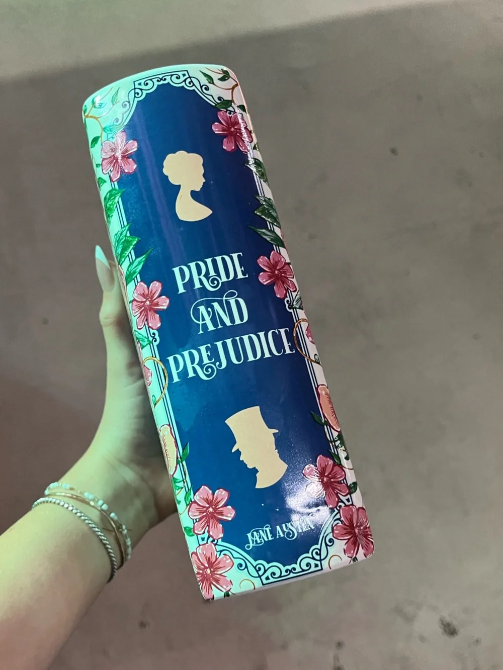 pride and prejudice book vase